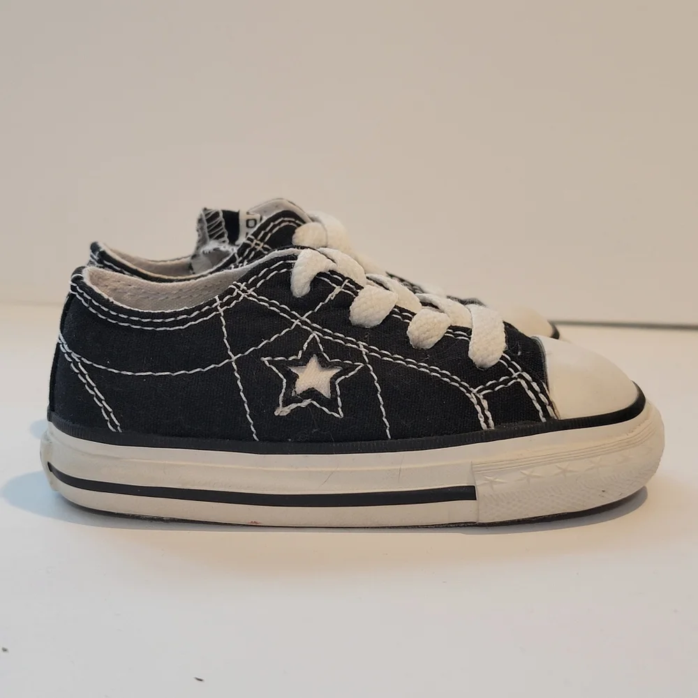RARE Converse One Star Vintage canvas Black 90's  Size 5 kids youth baby toddler